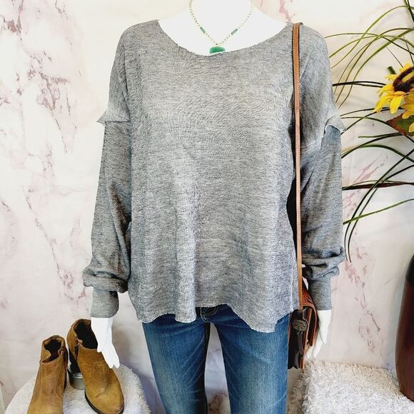 Wildfox soft plush fleece lining ruffle detail sweatshirt - Picture 1 of 6